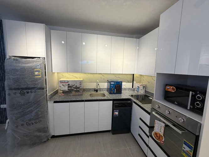 cozy 2 bedrooms apartment with pool view