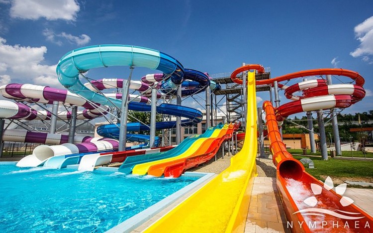 New 1 bedroom apartment with pool view